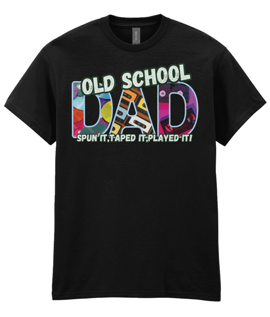 Fro“Black T‑shirt with colourful 90s‑style ‘Old School Dad’ design featuring CDs, cassette tapes and VHS graphics.”
nt 