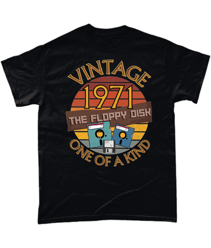 Black T-Shirt with the words vintage,1971,the floppy disk ,one of a kind, 3 different types of floppy disk,8,5.25,3.5 inch